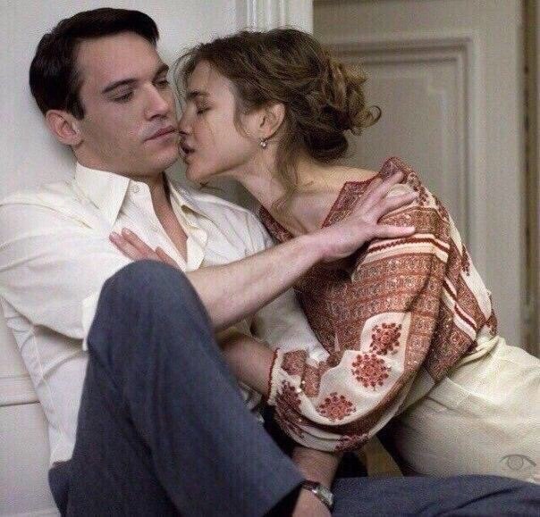 Говорят, если мужчина неуважительно относится к своей женщине, то от него отворачивается удача. Почему так происходит 