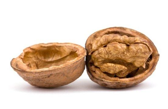 ПОЛЕЗНОЕ ДЕЙСТВИЕ СКОРЛУПЫ ГРЕЦКИХ ОРЕХОВ 