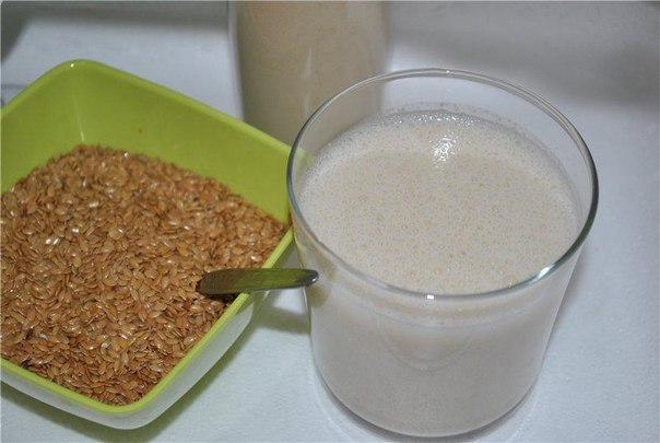 Напиток на основе льняной муки 