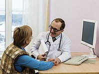 Онкологи рассказали, какие симптомы говорят о развивающимся раке