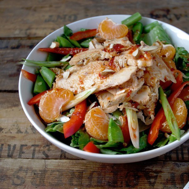 6 идей для вкусных салатиков, богатых белком 