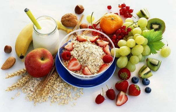 Самые важные продукты, которые стоит употреблять в холодное время: 