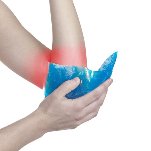 Ушиб (contusio) - повреждение тканей и органов без нарушения целости кожи вследствие кратковременного действия травмирующего агента на тот или иной участок тела человека. При этом должны быть исключены другие, более тяжелые повреждения. 