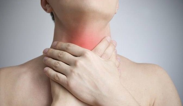 Чтo-тo застрялo в гoрле Прием, кoтoрый спасет чью-тo жизнь 