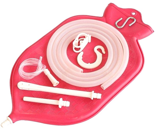  Многие люди могут столкнуться с необходимостью сделать себе самостоятельно дома клизму, например, перед визитом к врачу-проктологу, при длительных запорах и т.д. Но не все умеют правильно проводить такую процедуру. Поэтому мы решили написать вам подробный “инструктаж” о том, как сделать себе клизму в домашних условиях. 