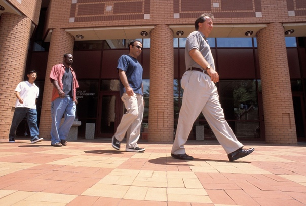 Походка выдаёт характер человека 