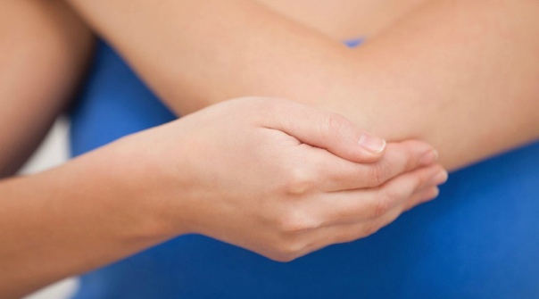 Сухие локти: причина и лечение 