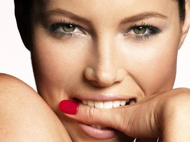 ТОП-6 продуктов для здоровых и крепких зубов: 