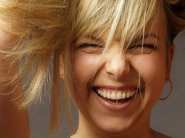 7 ПРИЧИН УЛЫБАТЬСЯ: НАУЧНЫЙ ПОДХОД 